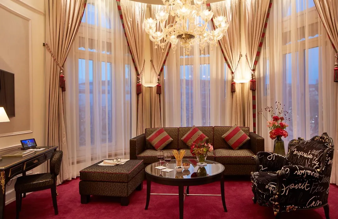 The Dufour By Hotel Schweizerhof Zuerich-1