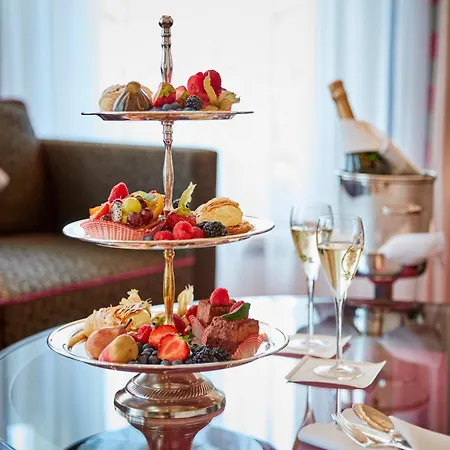 The Dufour By Hotel Schweizerhof Zuerich-2